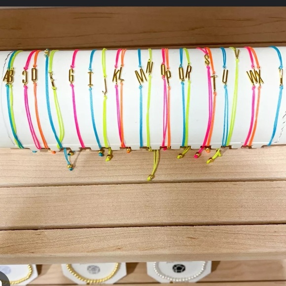 Gorjana alphabet prism bracelet adjustable string neon pink 18k gold plated G - Picture 2 of 2